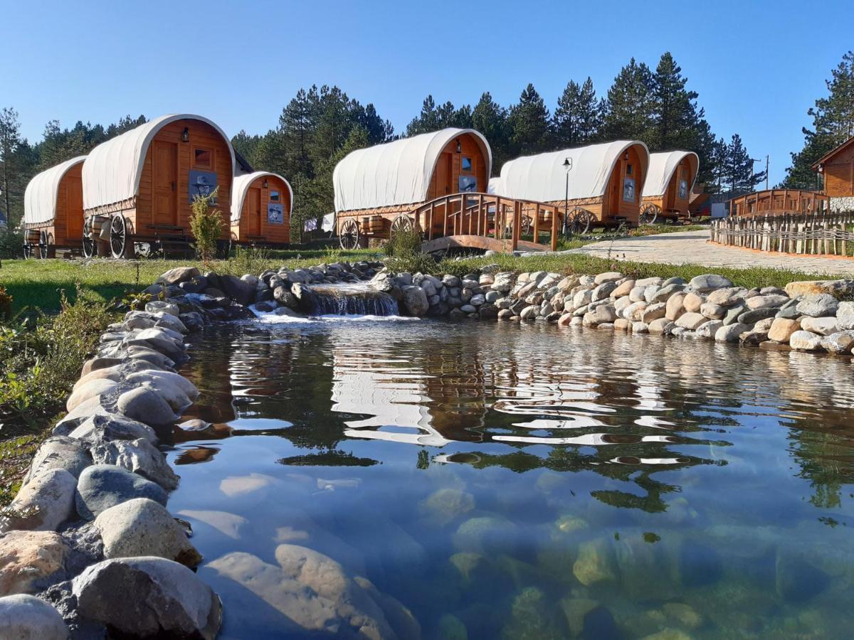 El Paso City, Zlatibor - Unique Wooden Cottages, Treehouse, Wild West Rooms, Accommodation 1-6 People Zewnętrze zdjęcie
