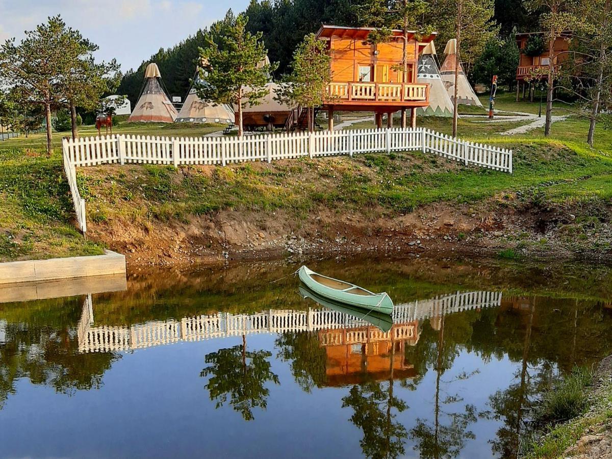 El Paso City, Zlatibor - Unique Wooden Cottages, Treehouse, Wild West Rooms, Accommodation 1-6 People Zewnętrze zdjęcie