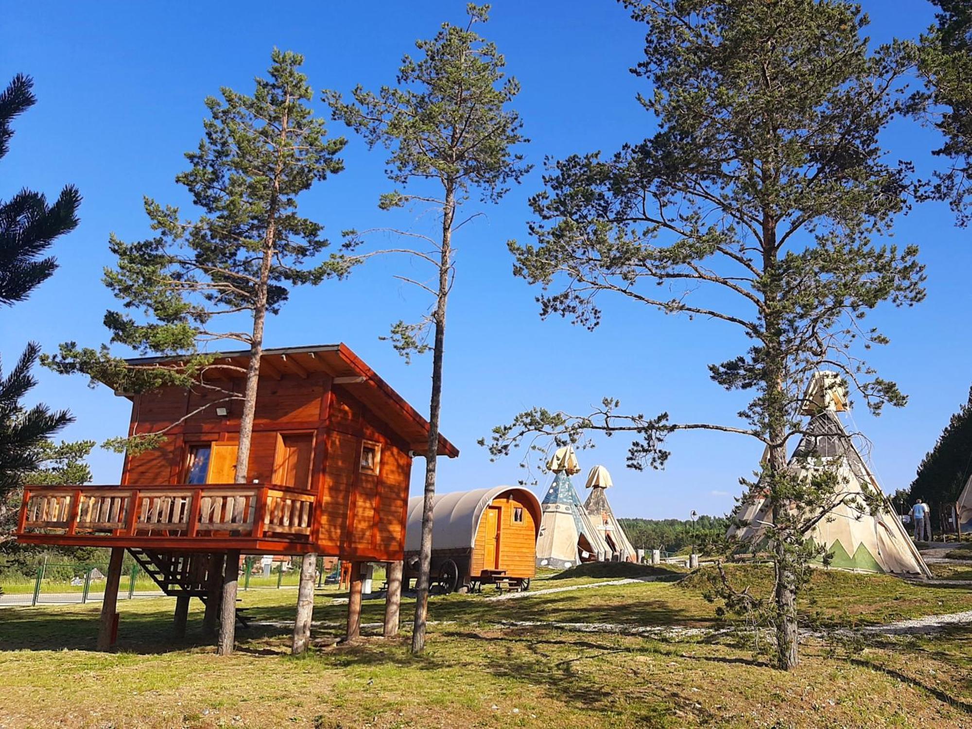 El Paso City, Zlatibor - Unique Wooden Cottages, Treehouse, Wild West Rooms, Accommodation 1-6 People Zewnętrze zdjęcie